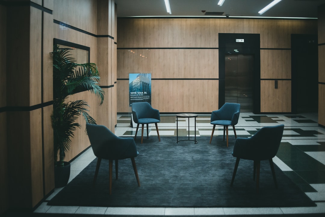 dylanretreats-com_fb2